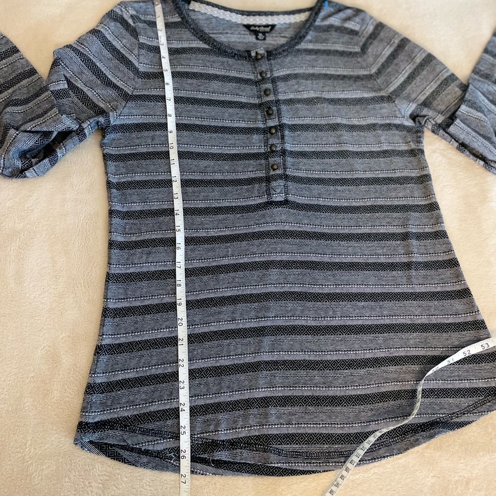 Lucky Brand Soft Ikat Henley - Size XL - Picture 9 of 10